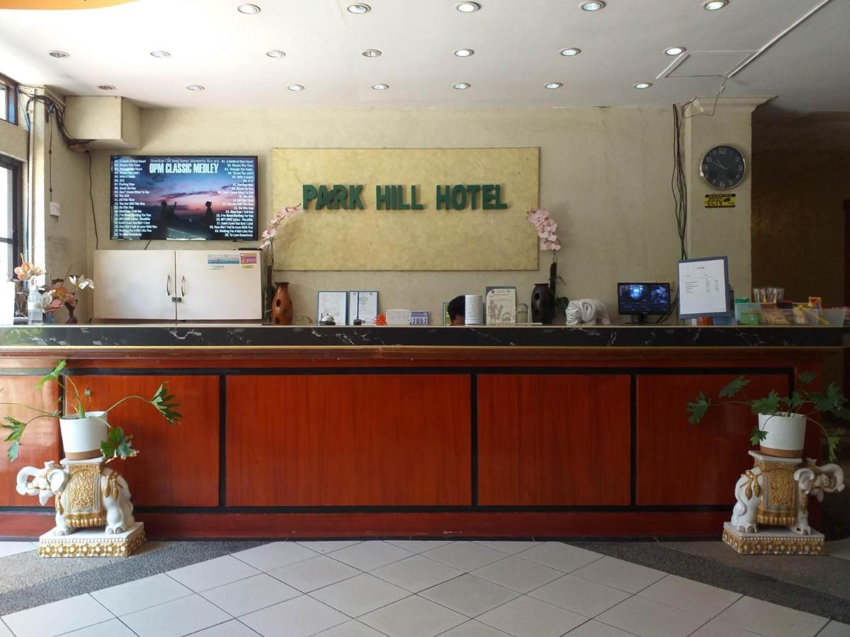 Mactan Airport Hilltop Hotel Lapu-Lapu City Exteriör bild