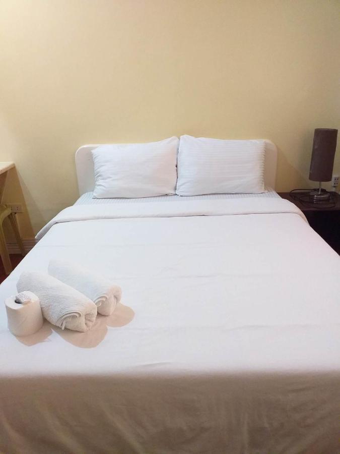 Mactan Airport Hilltop Hotel Lapu-Lapu City Exteriör bild